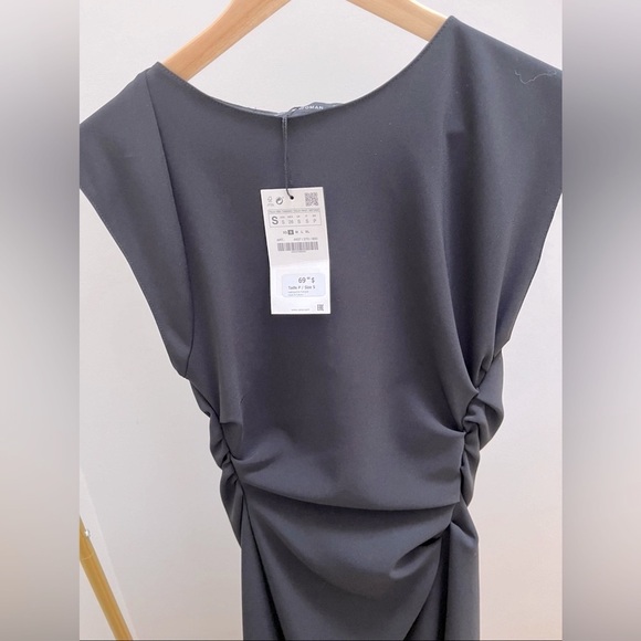 Zara Black Ruched Midi Dress - NWT - Picture 3 of 4